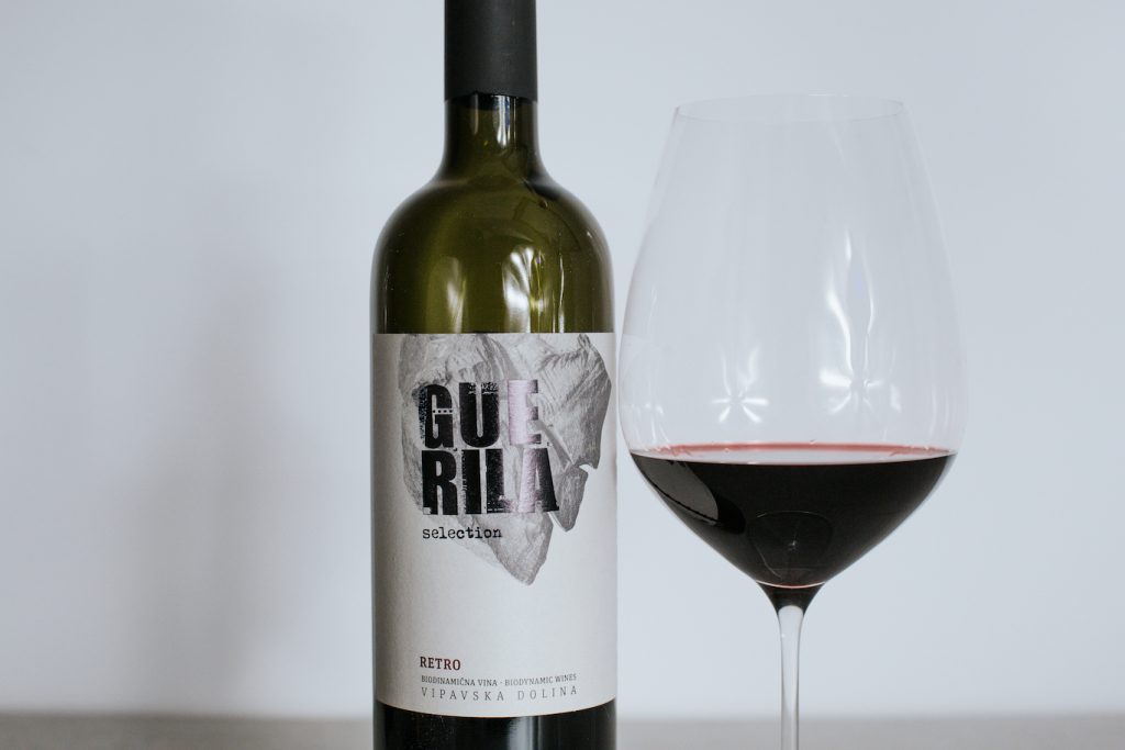Guerila - Retro red selection, 2017