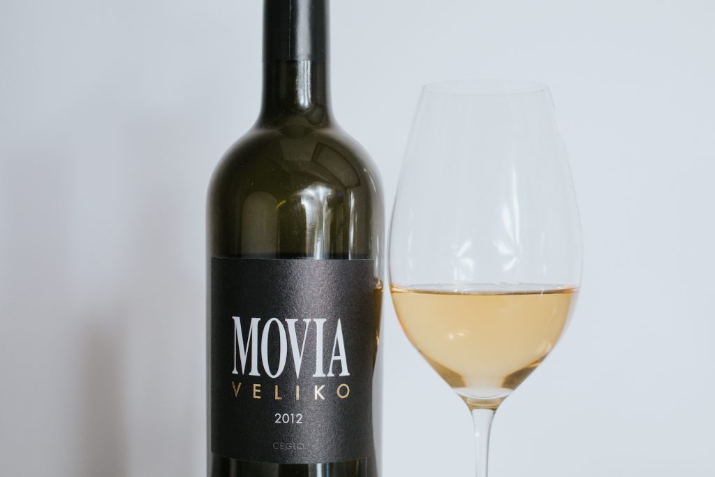 Movia - Veliko belo, 2012