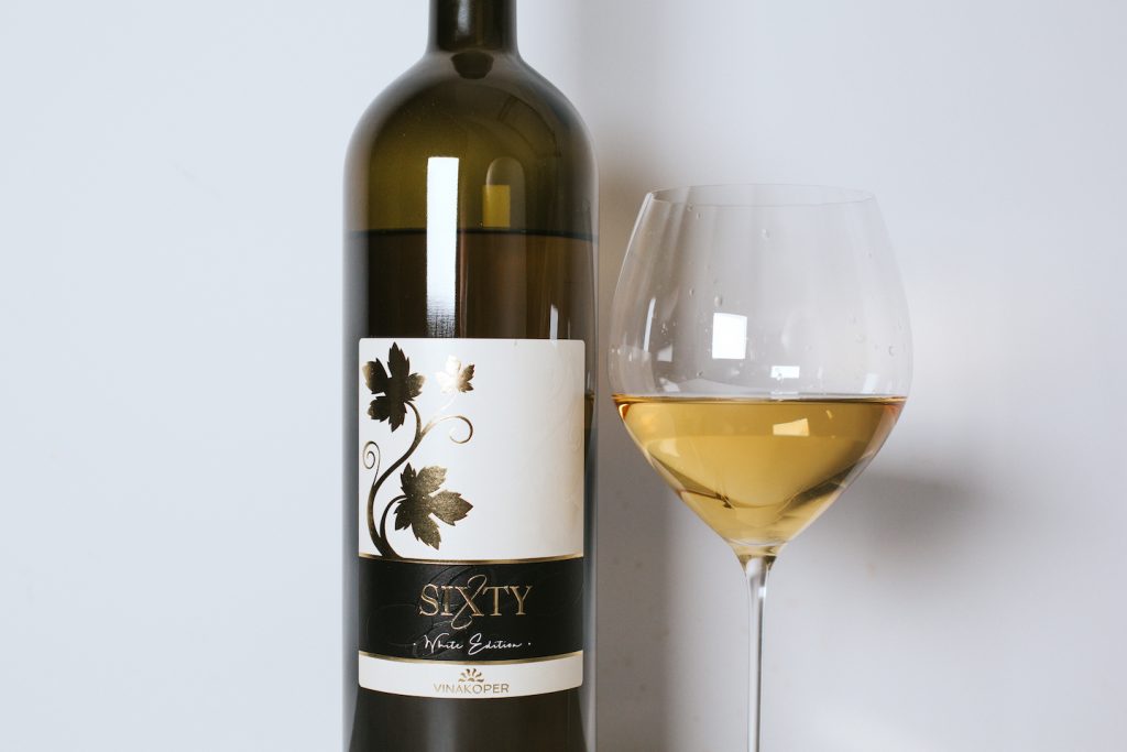 Vinakoper - Sixty White, 2019